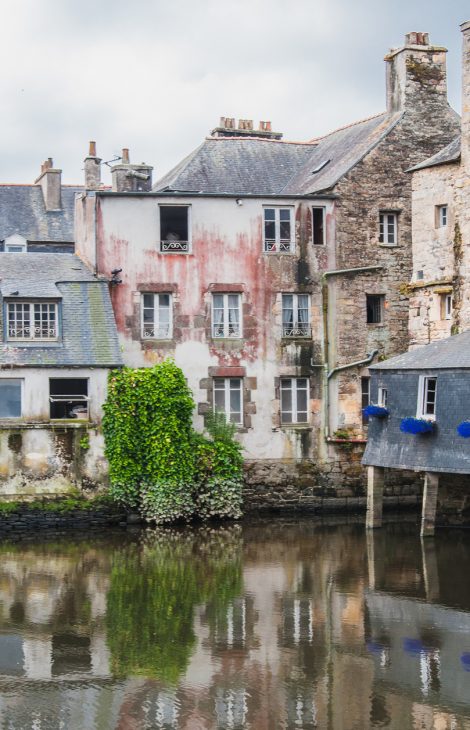 Rohan bridge in the city center of Landerneau in Finistere Rohan bridge in the city center of Landerneau in the Finistere in France